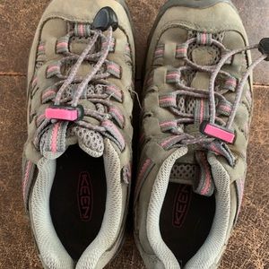 Keen shoes